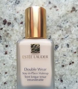 Estee Lauder Double Wear Foundation 2N1